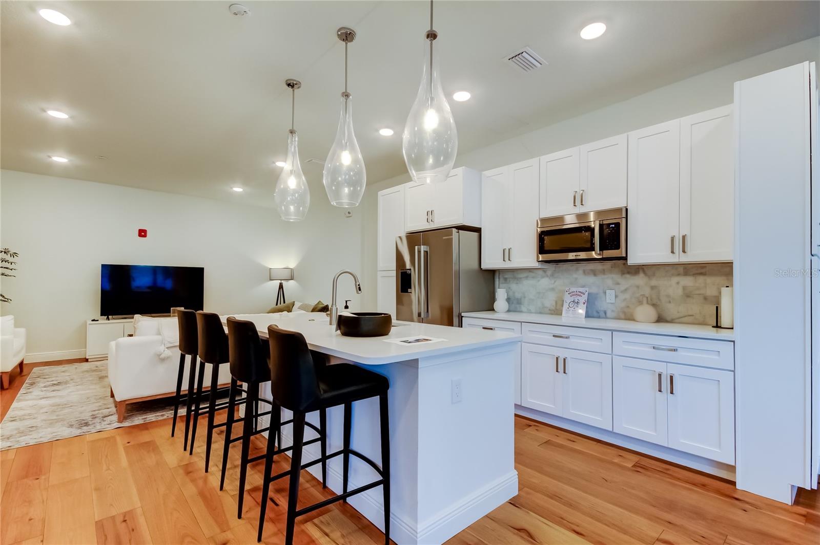 CASTILLE URBANA CONDOMINIUM - Residential