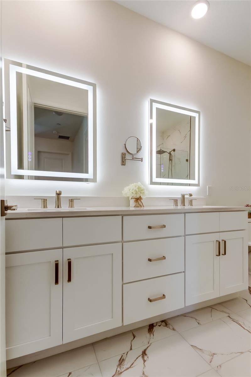 CASTILLE URBANA CONDOMINIUM - Residential