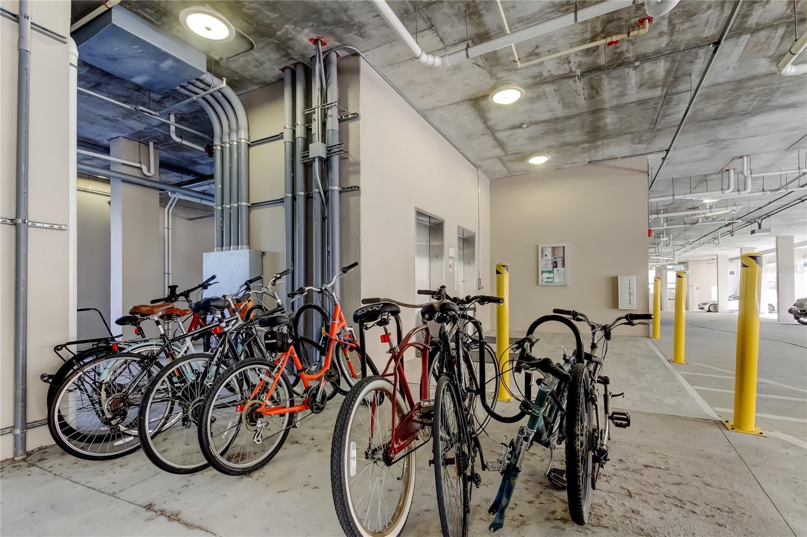 CASTILLE URBANA CONDOMINIUM - Residential