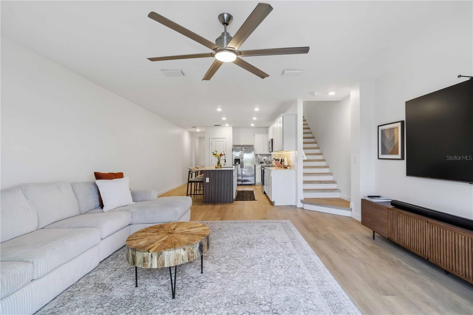 6404 SILVERSTAR DRIVE