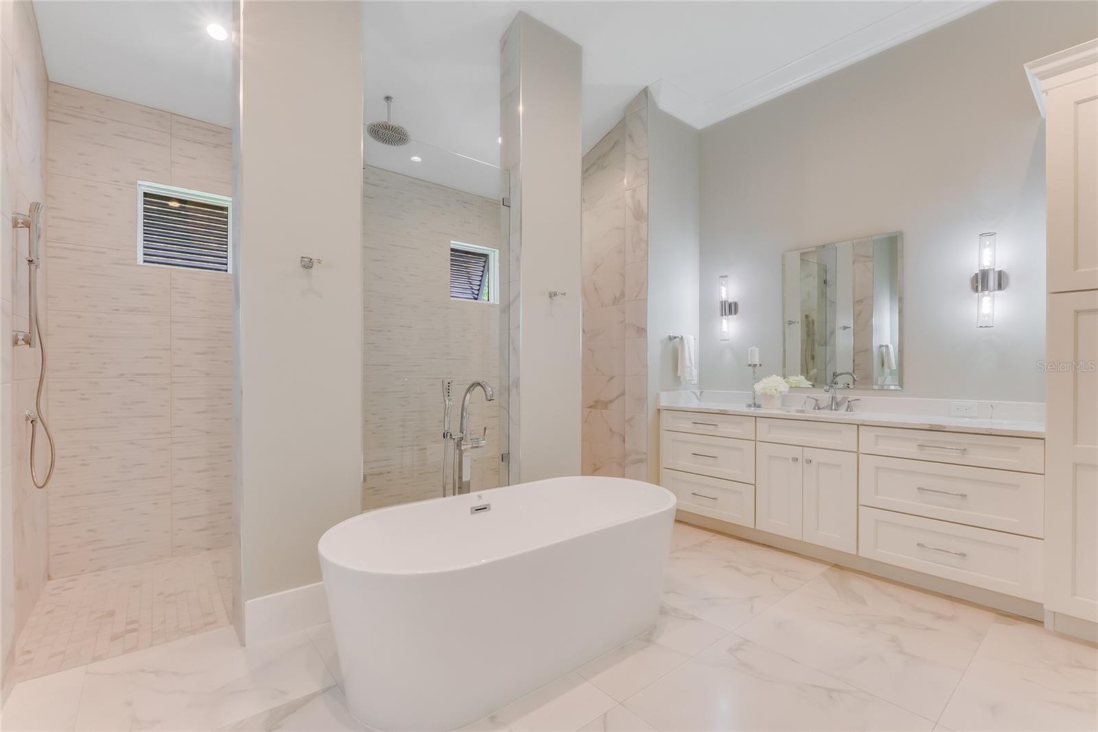 BELLA VITA ESTATES - Residential