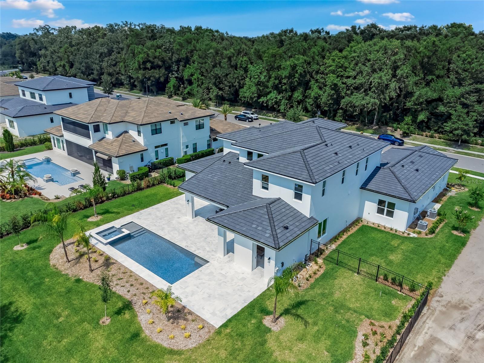 BELLA VITA ESTATES - Residential