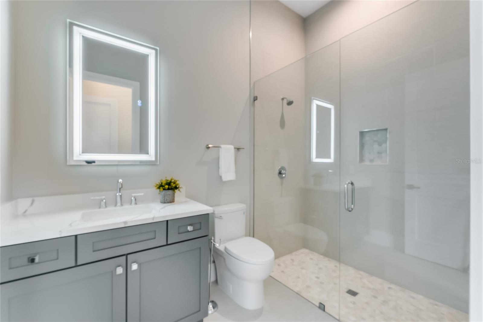 BELLA VITA ESTATES - Residential