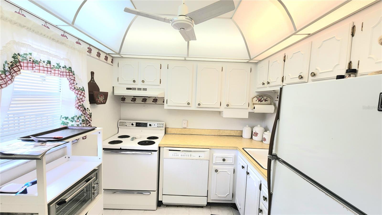 WATERS EDGE 3 CONDO - Residential Lease