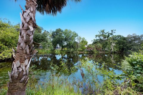 A home in NOKOMIS