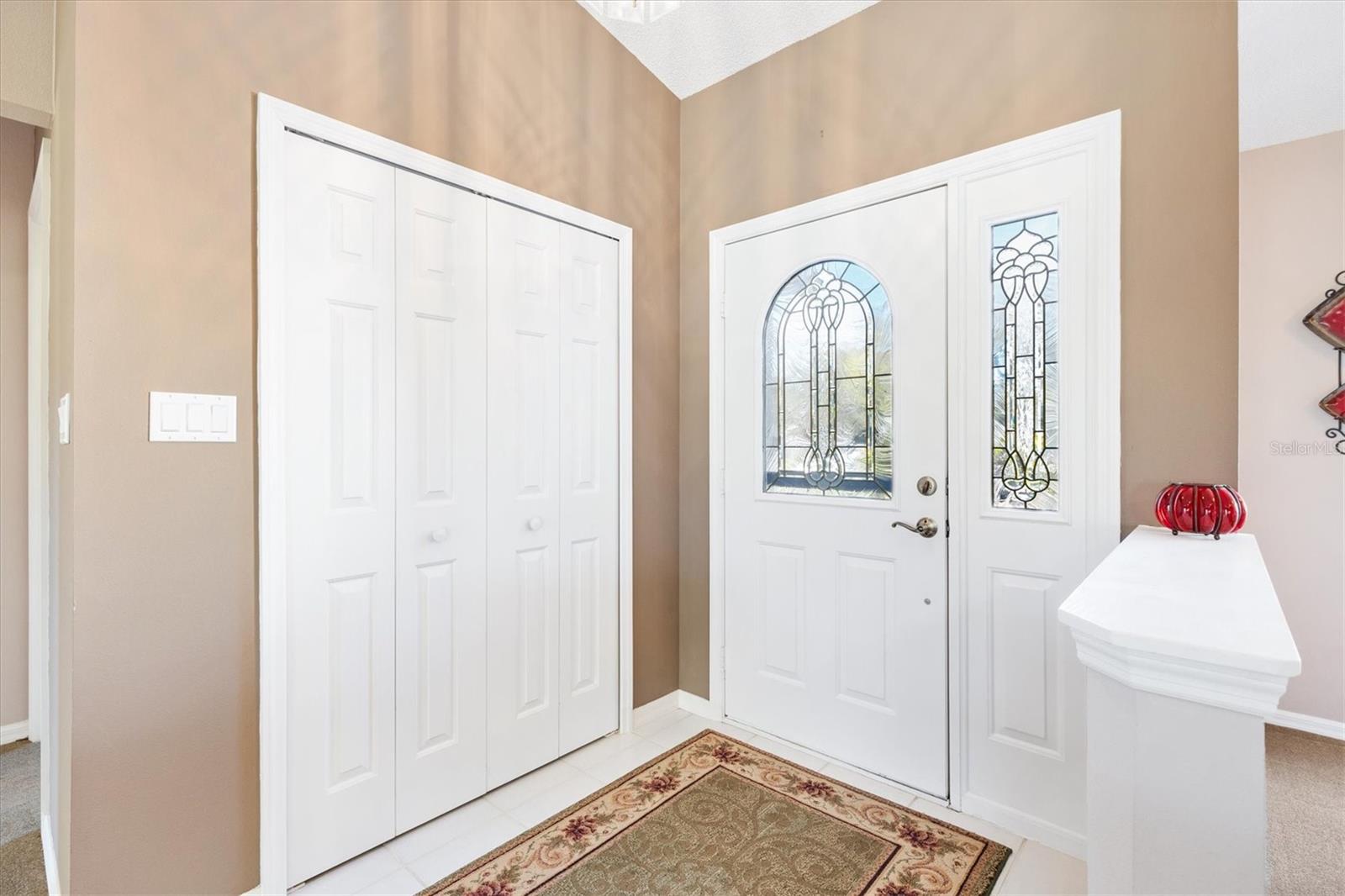 3909 RIVER CREST CIRCLE
