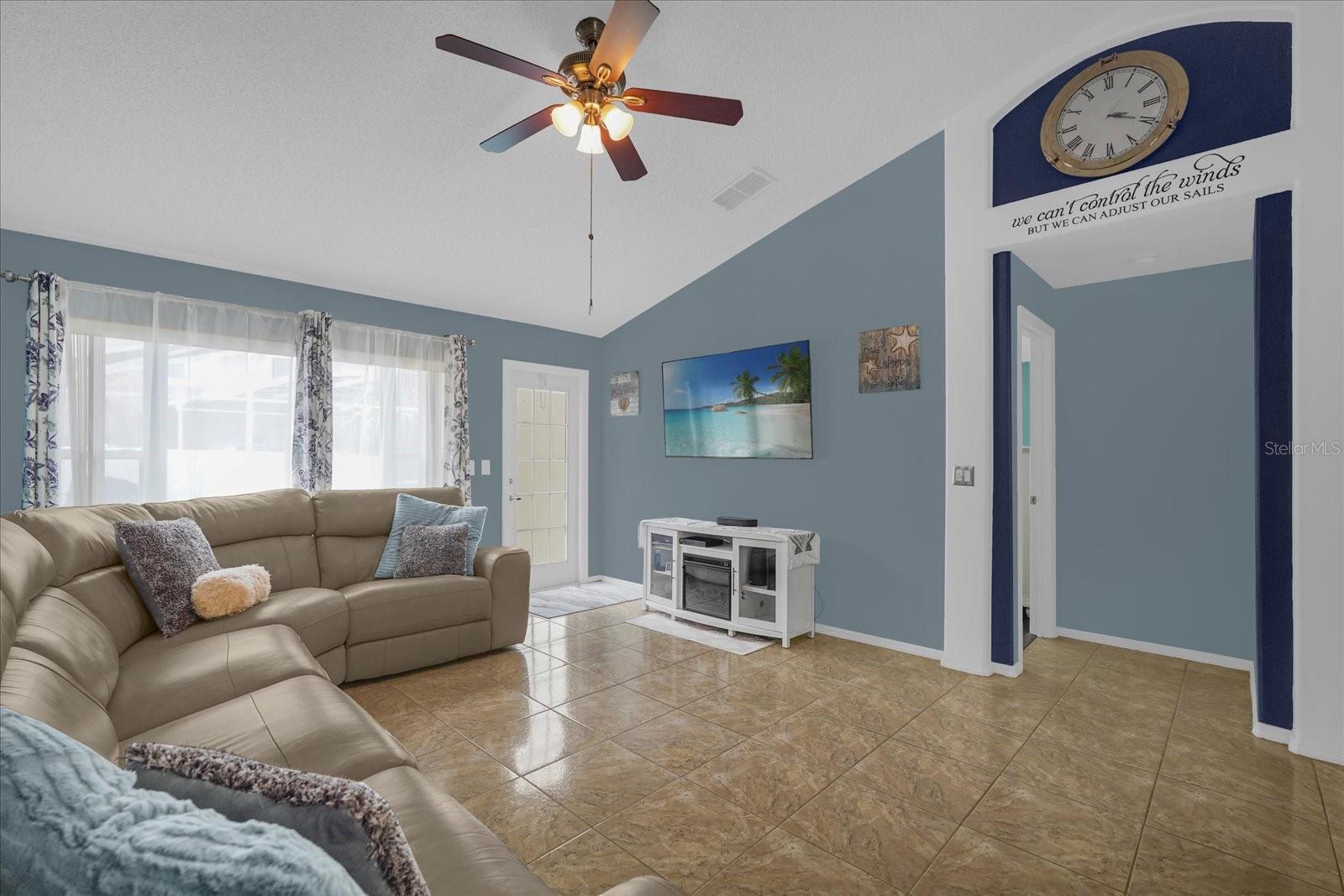 14352 SUN BAY DRIVE