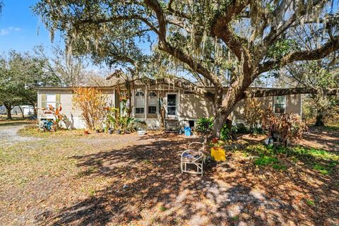 Photo of 5035 Heritage Trail, Lakeland, FL 33811 (MLS # A4683407)
