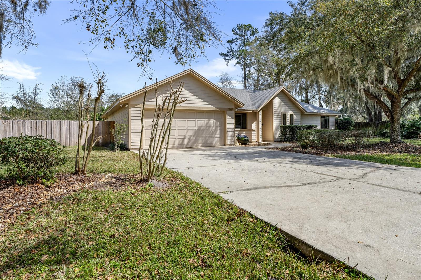 10617 NW 47TH TERRACE