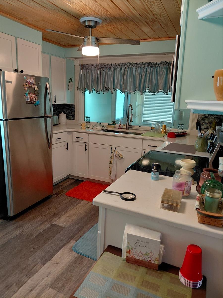 HOL MOB ESTATES 3RD ADD - Residential