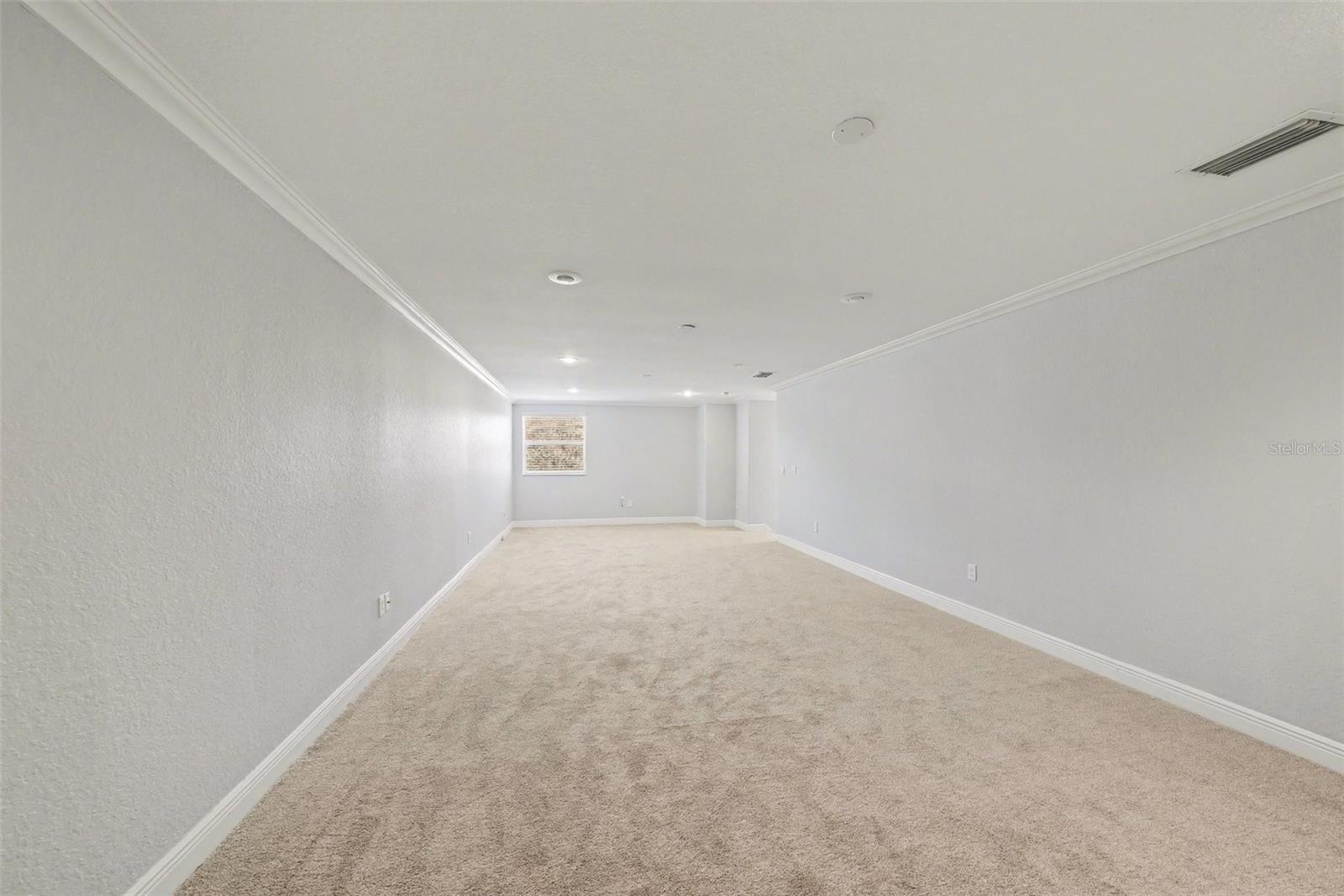 SADDLERIDGE ESTATES - Residential