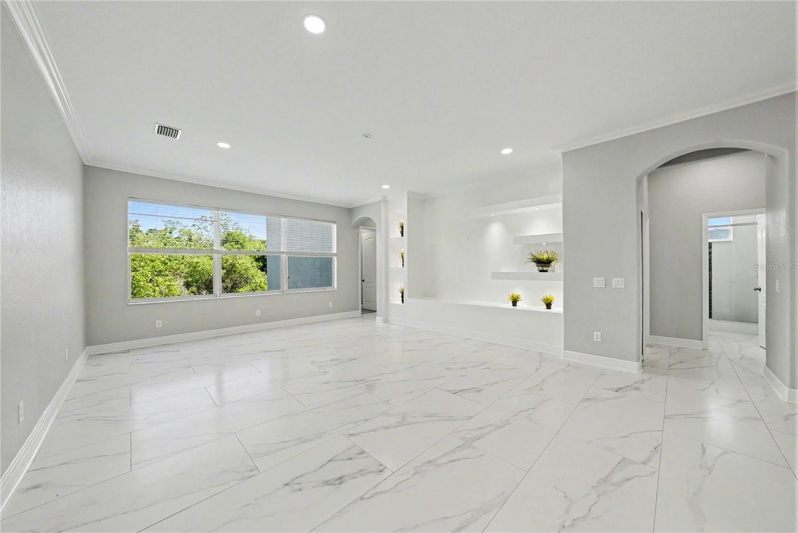 SADDLERIDGE ESTATES - Residential