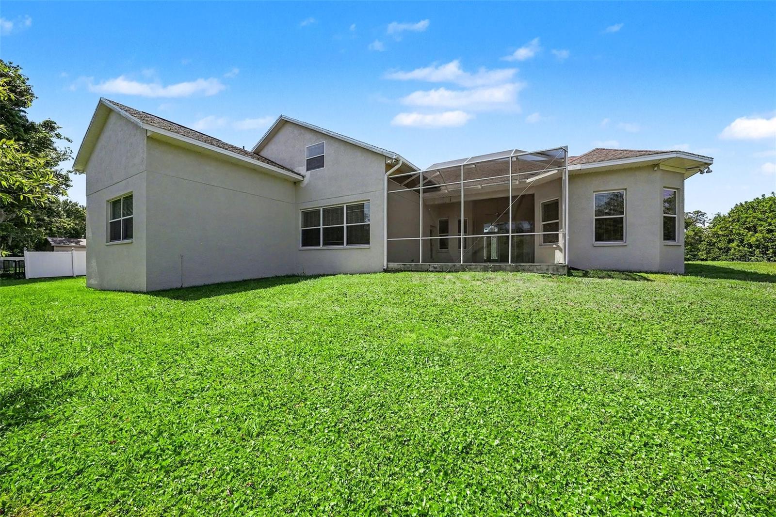 SADDLERIDGE ESTATES - Residential