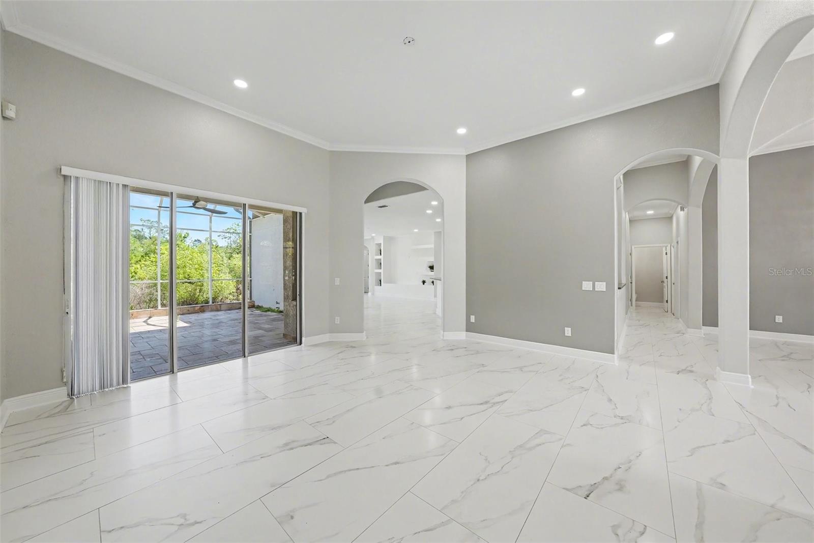 SADDLERIDGE ESTATES - Residential