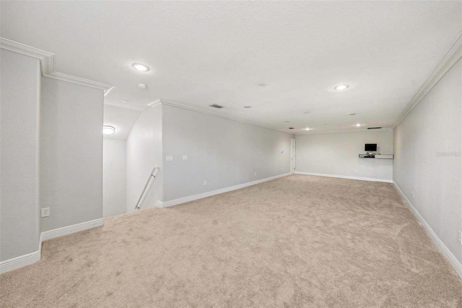 SADDLERIDGE ESTATES - Residential