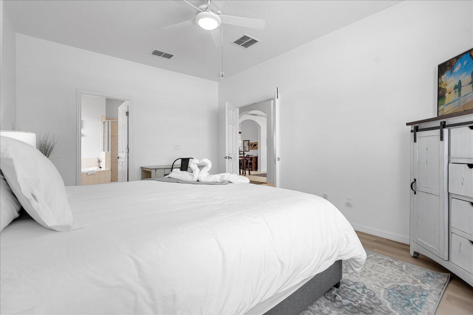 WATERSONG PH 01 - Residential