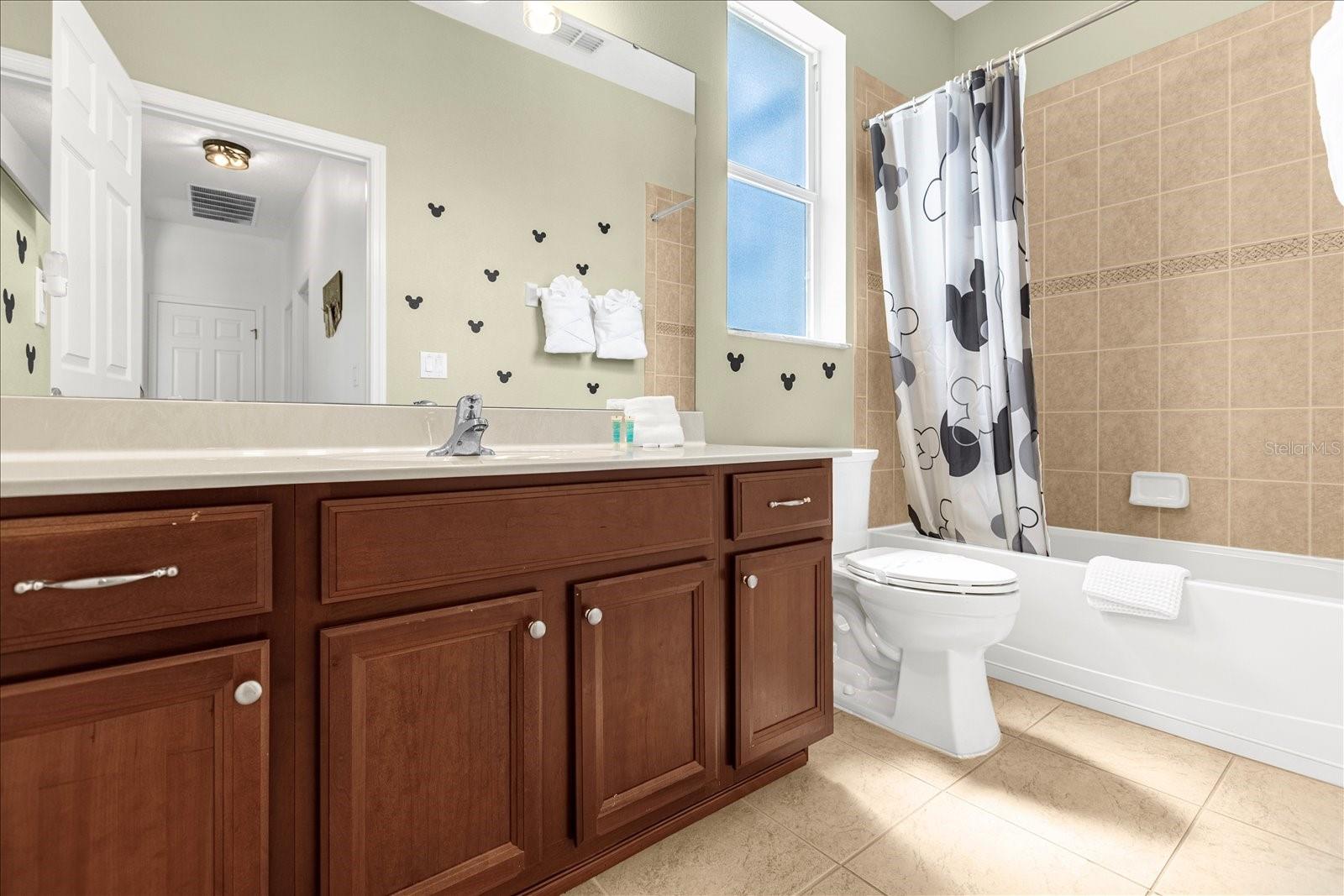 WATERSONG PH 01 - Residential