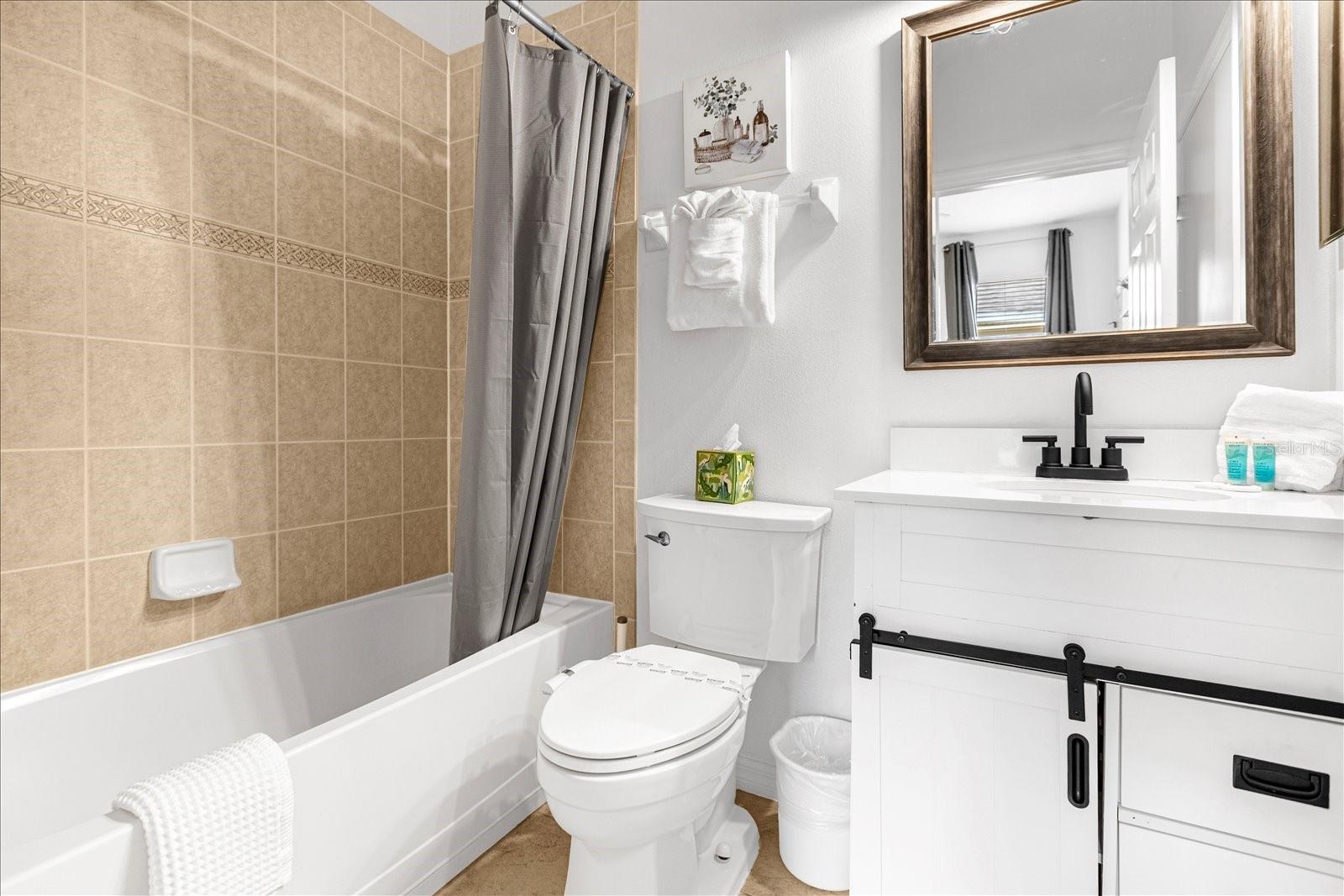 WATERSONG PH 01 - Residential