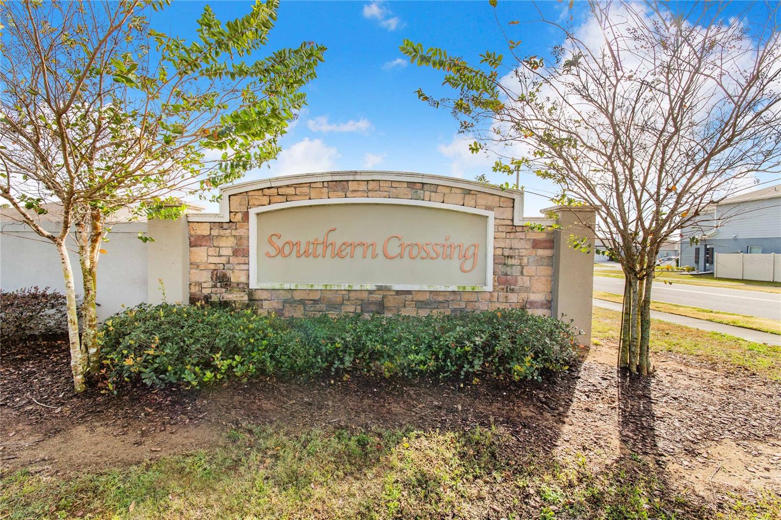 SOUTHERN XING - Residential