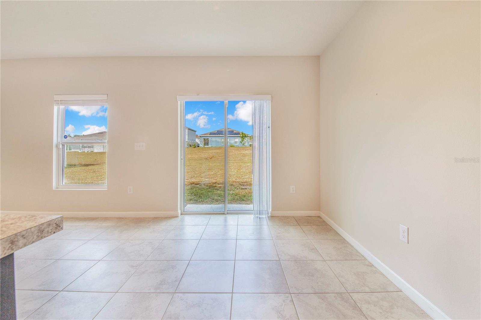 SOUTHERN XING - Residential