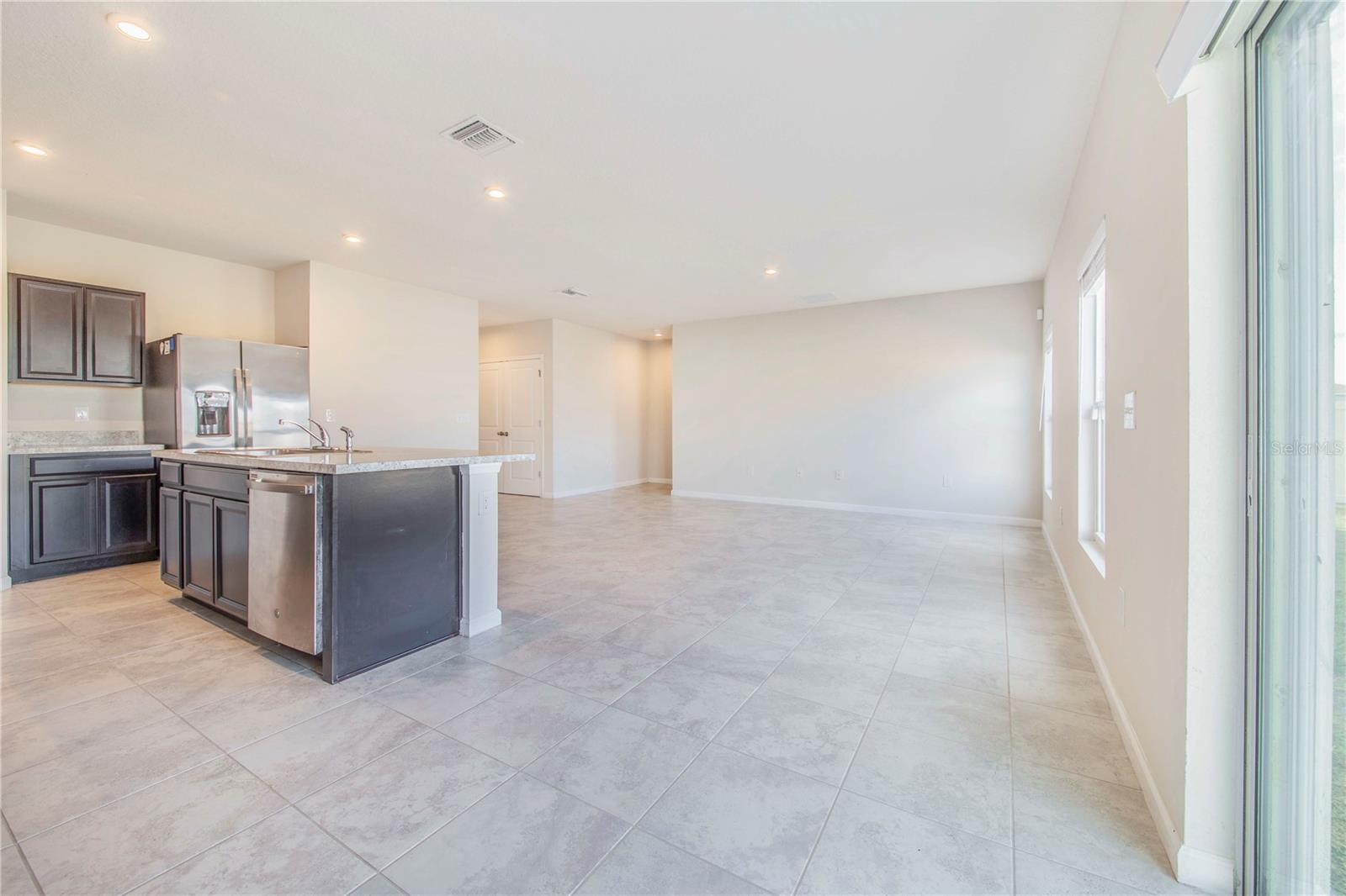 SOUTHERN XING - Residential