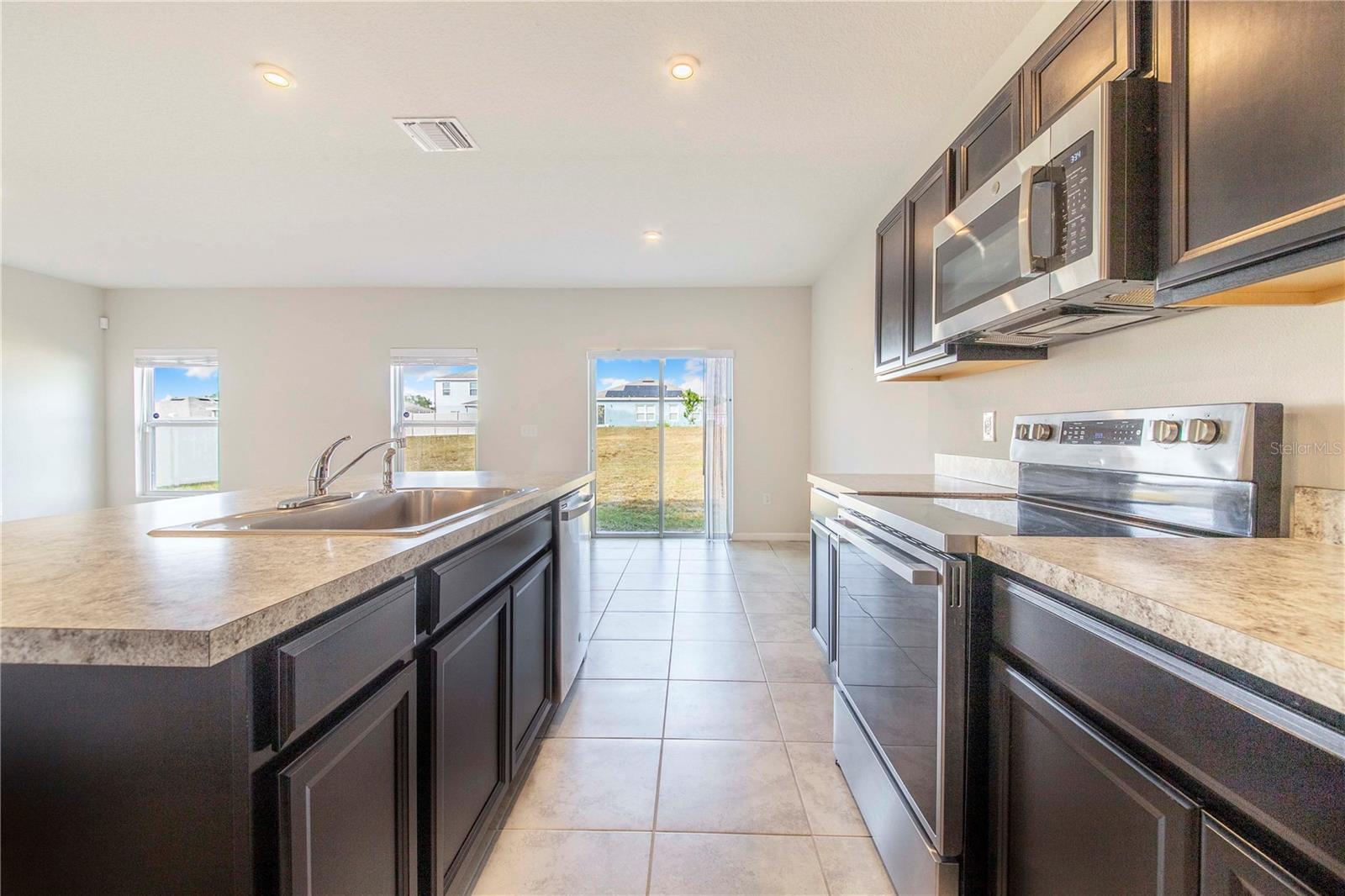 SOUTHERN XING - Residential