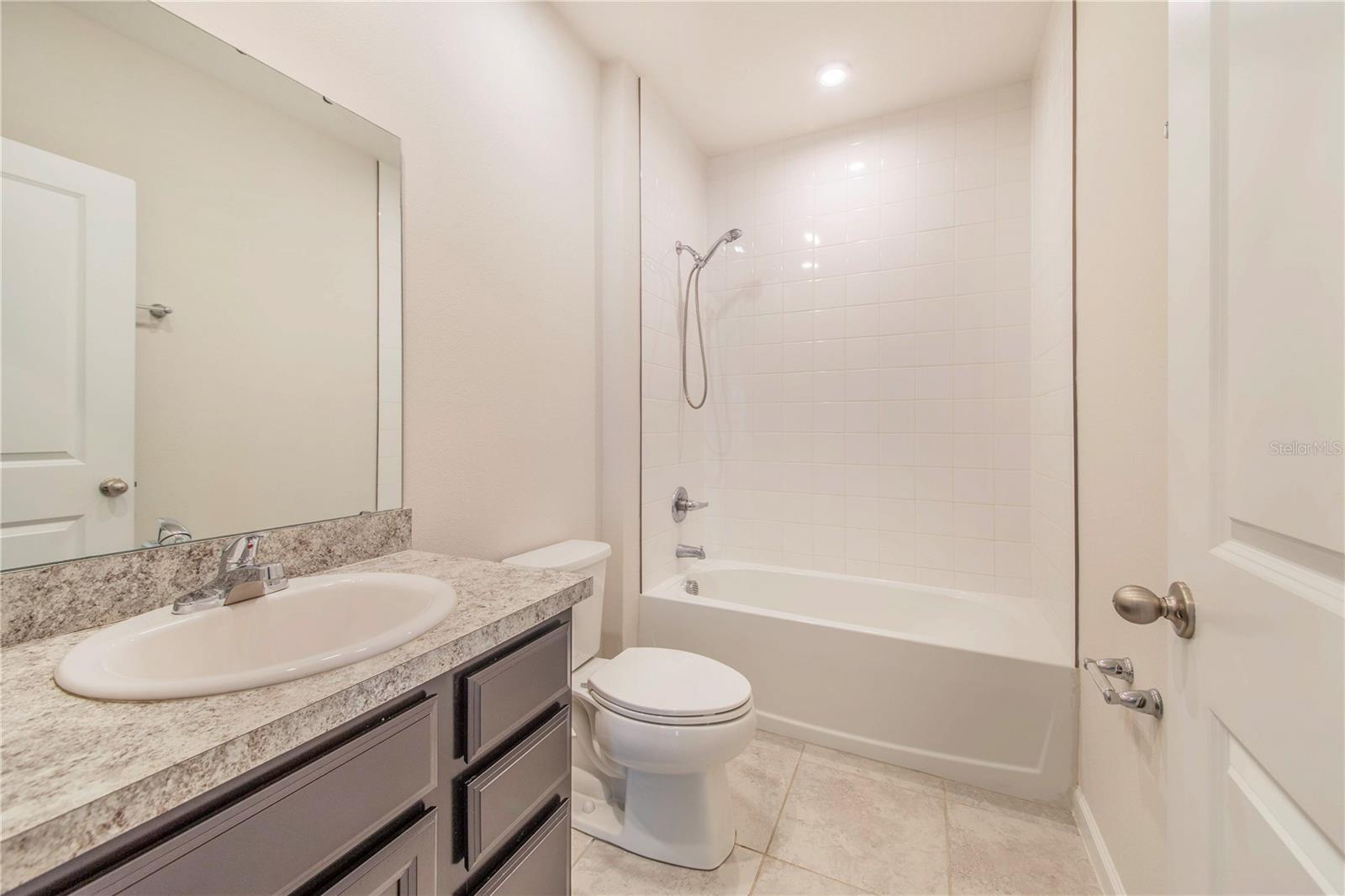 SOUTHERN XING - Residential