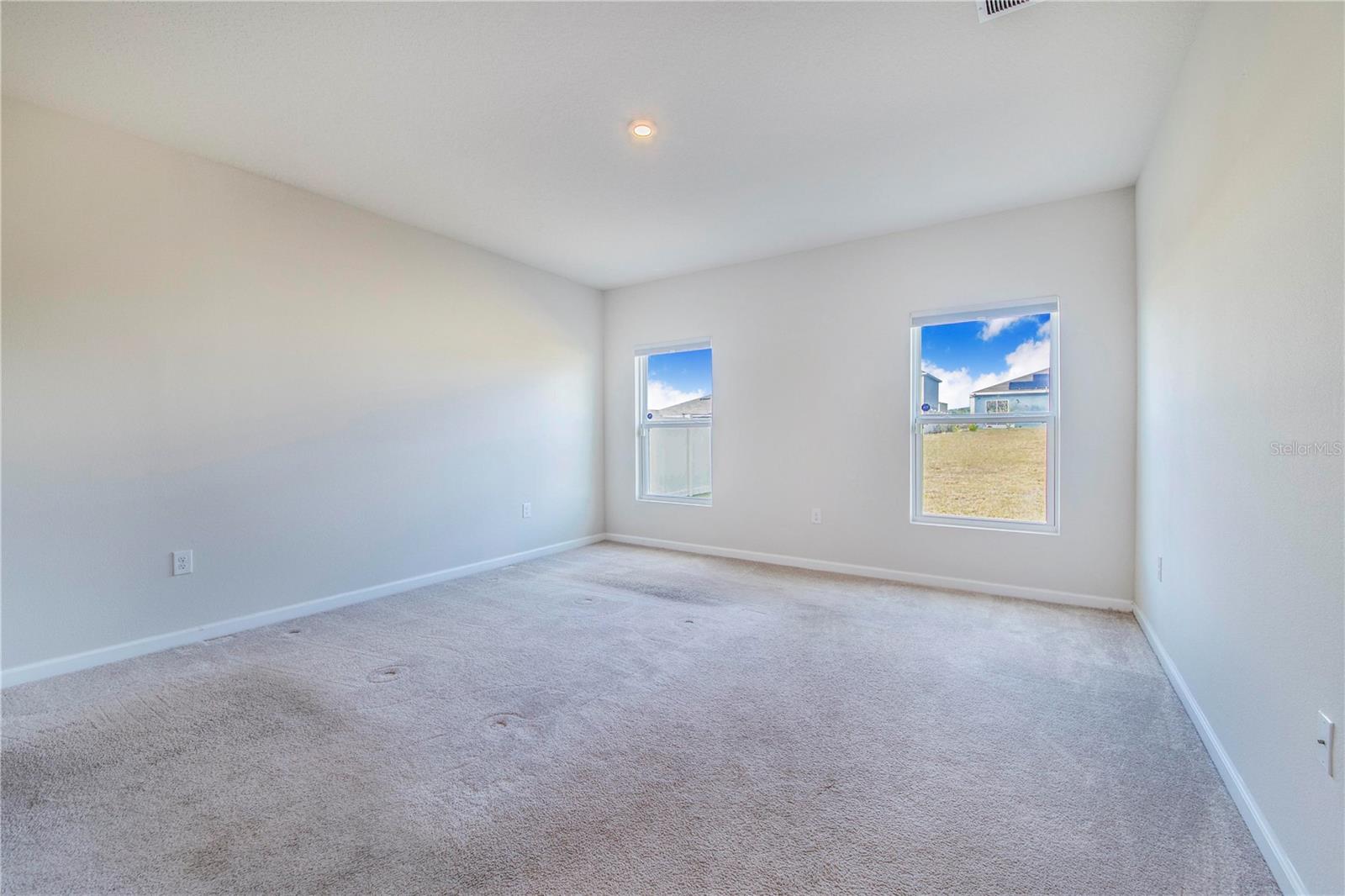 SOUTHERN XING - Residential