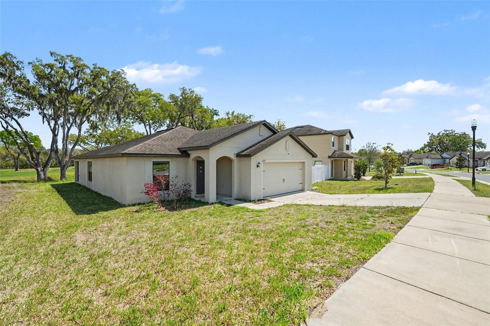 SHERMAN HILLS PH V - Residential