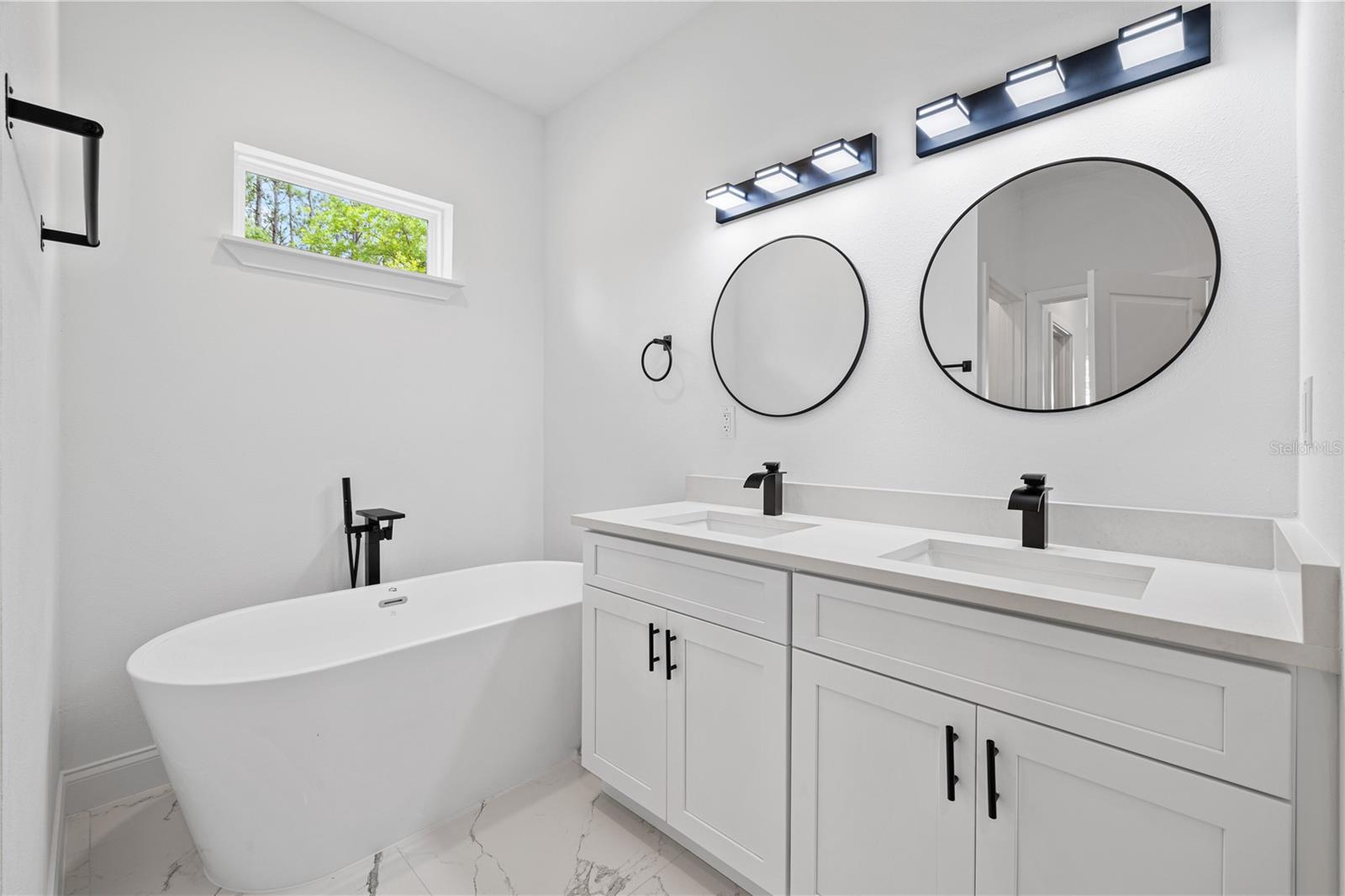 CITRUS SPGS UNIT 14 - Residential