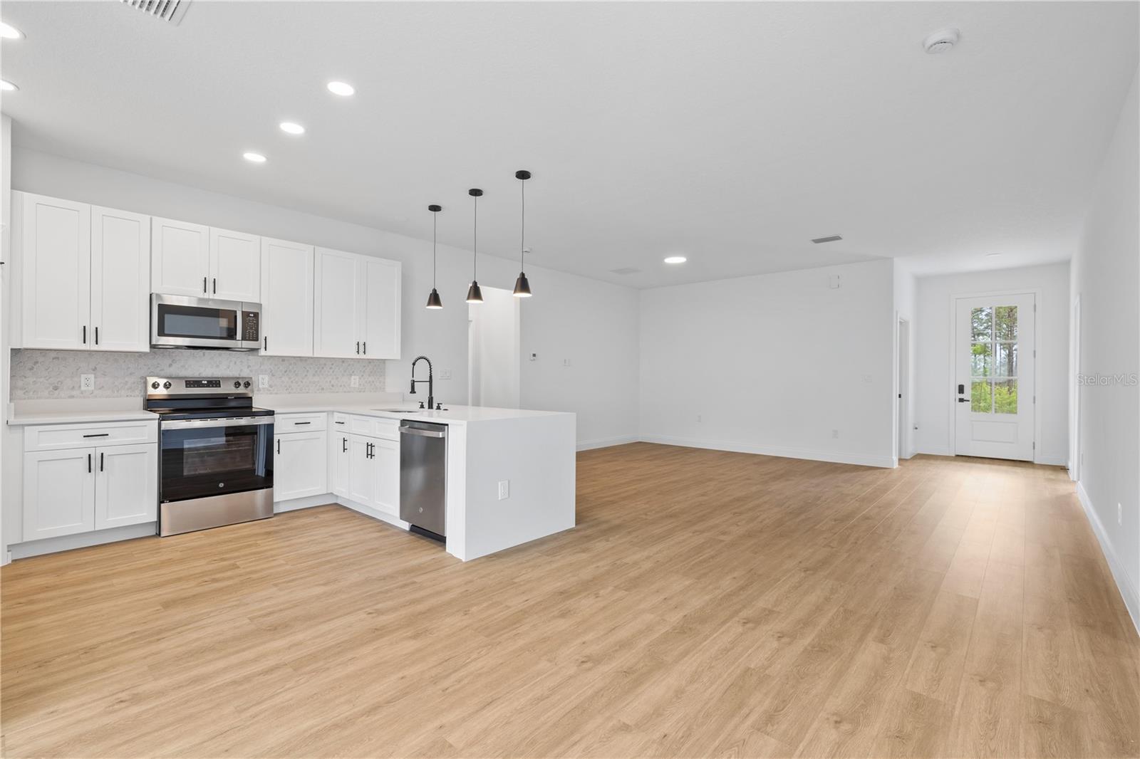 CITRUS SPGS UNIT 14 - Residential