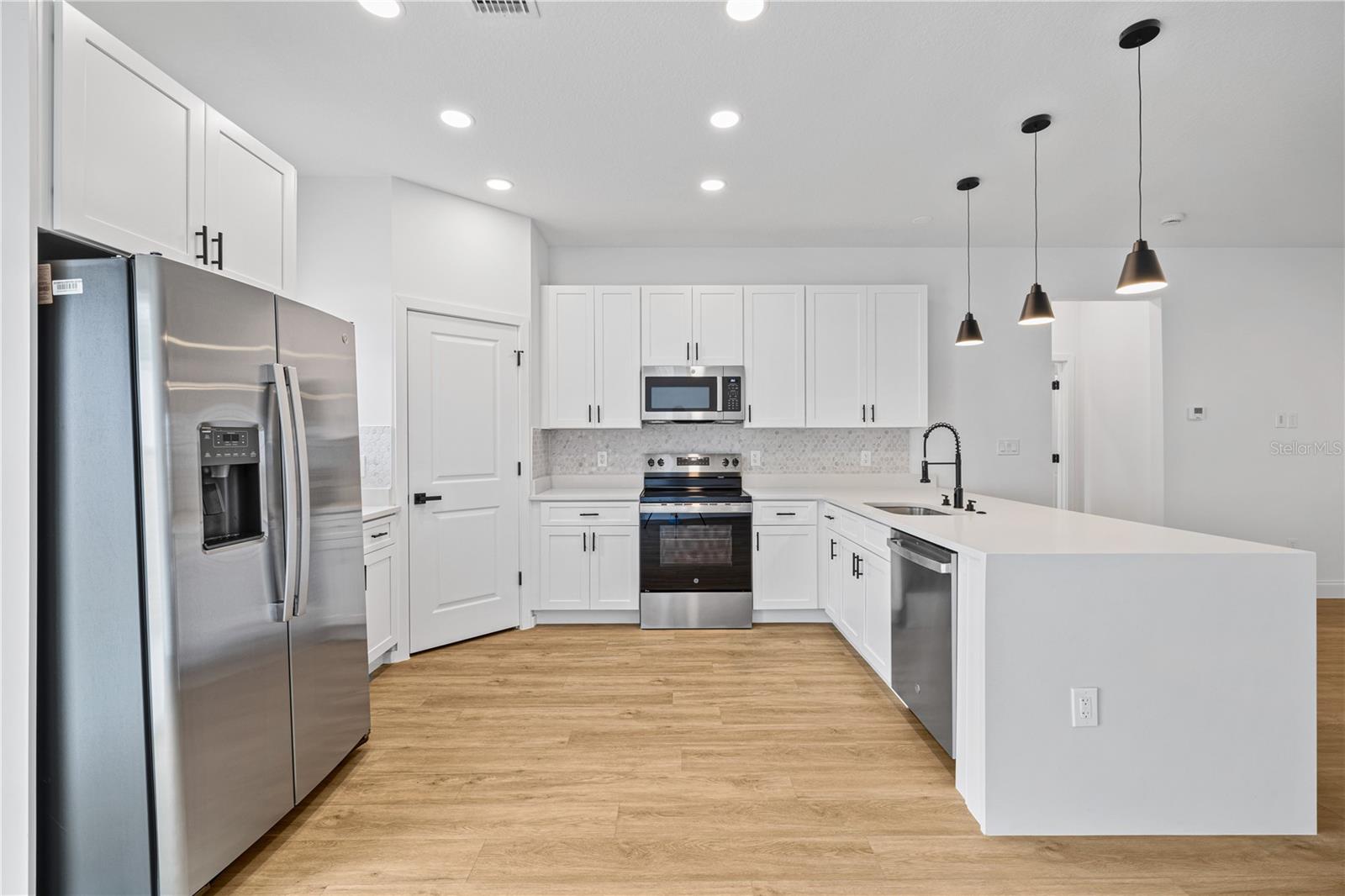 CITRUS SPGS UNIT 14 - Residential