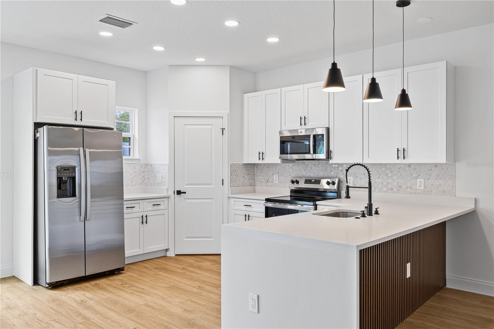 CITRUS SPGS UNIT 14 - Residential