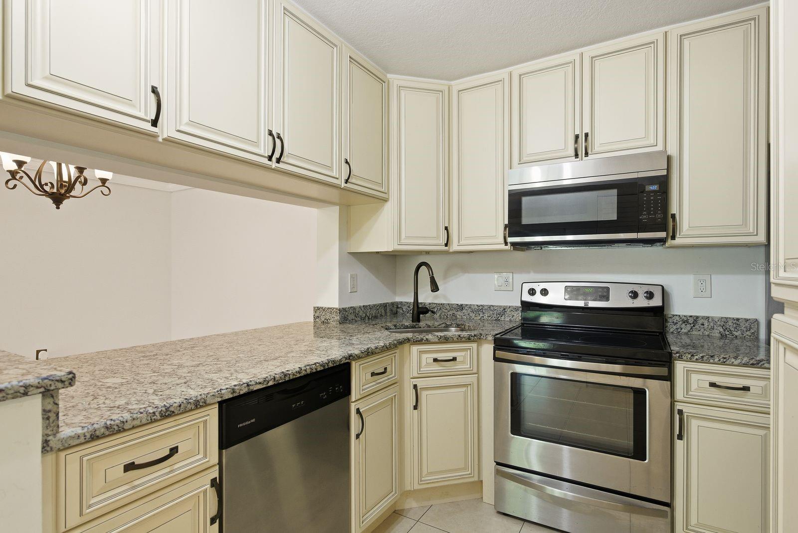 PINE RIDGE AT LAKE TARPON VILLAGE - Residential