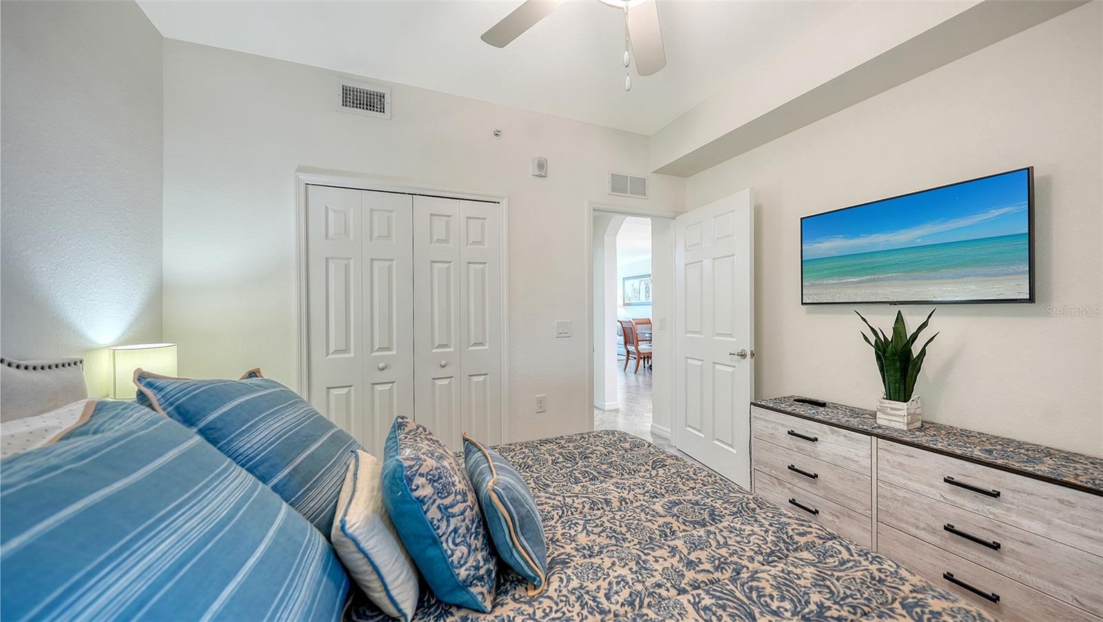 TERRACE IV AT LAKEWOOD NATIONAL PH I - Residential