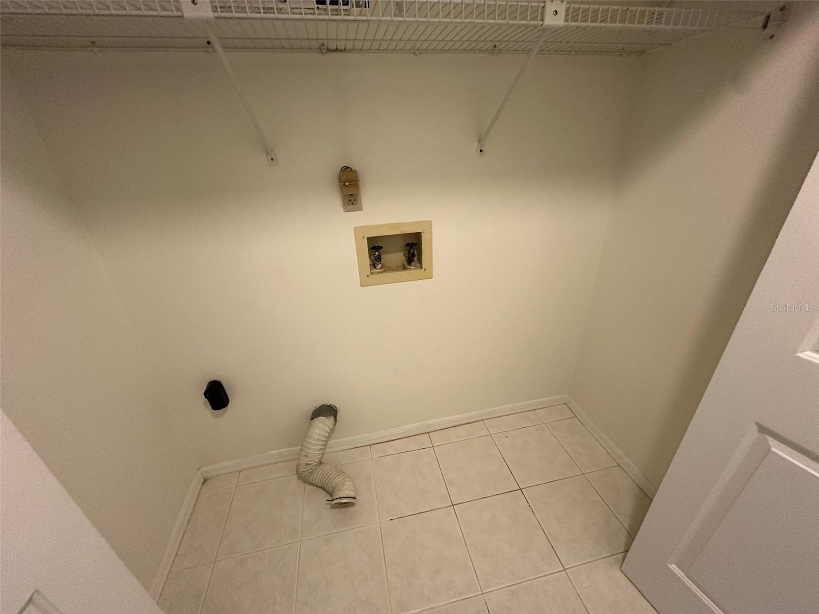 KENSINGTON PARK PH 2 - Residential Lease