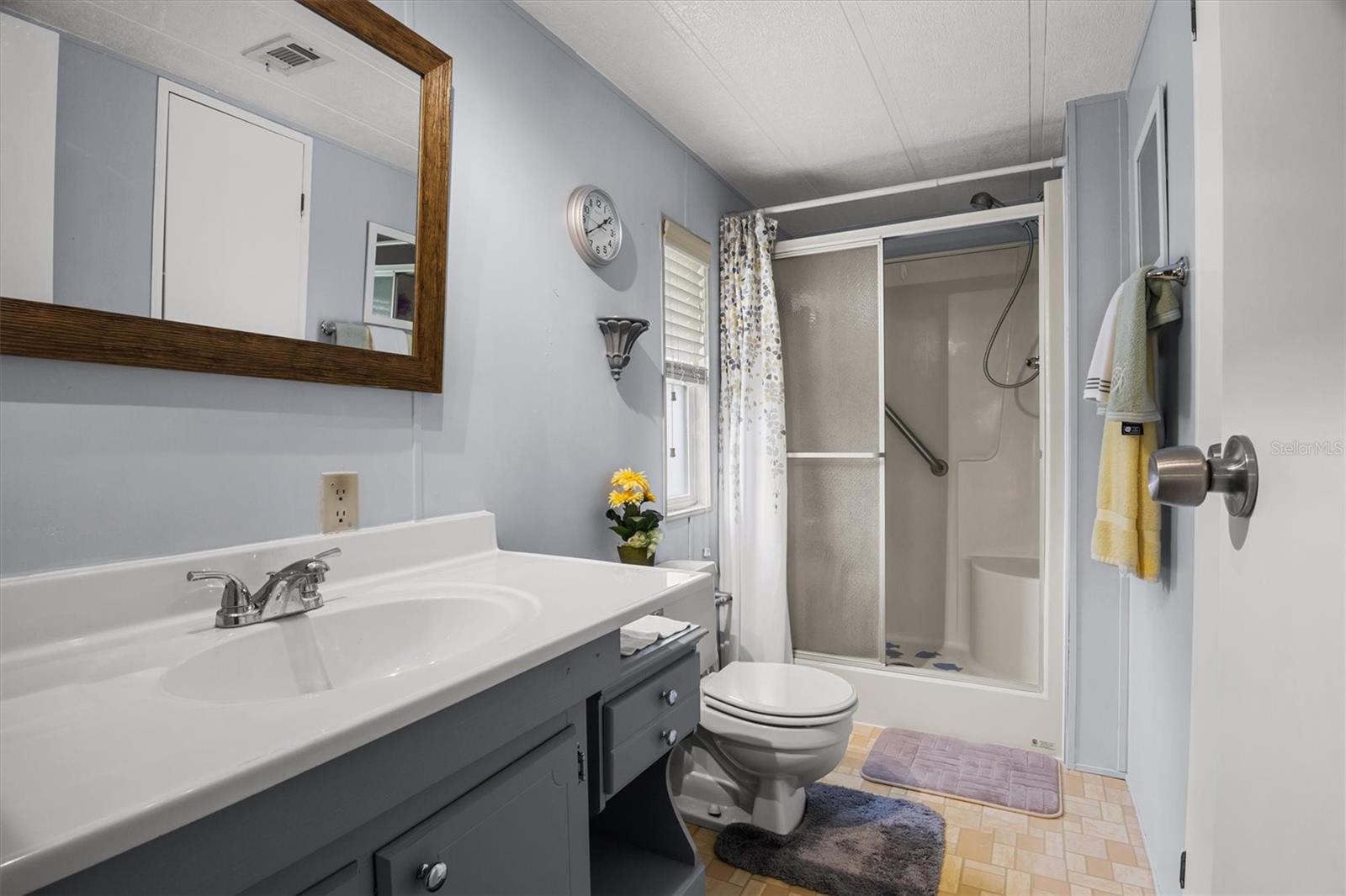 BROOKHAVEN VILLAGE FIRST ADD - Residential