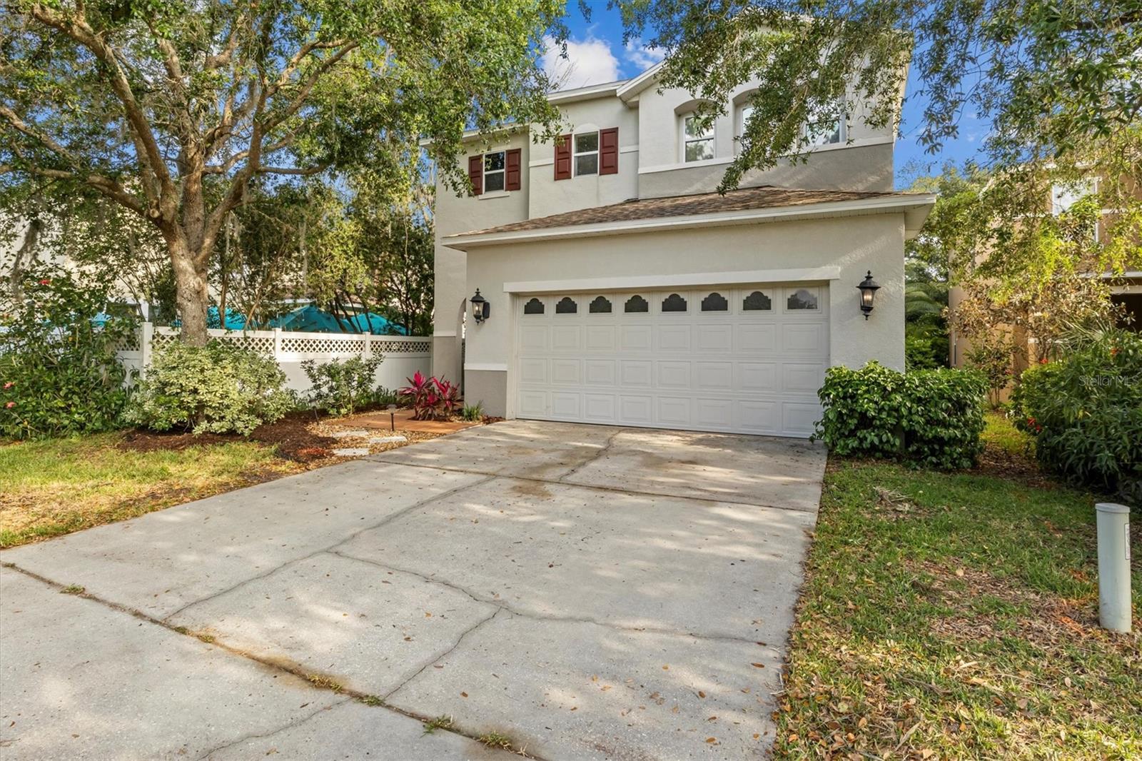 2436 SPRING HOLLOW LOOP