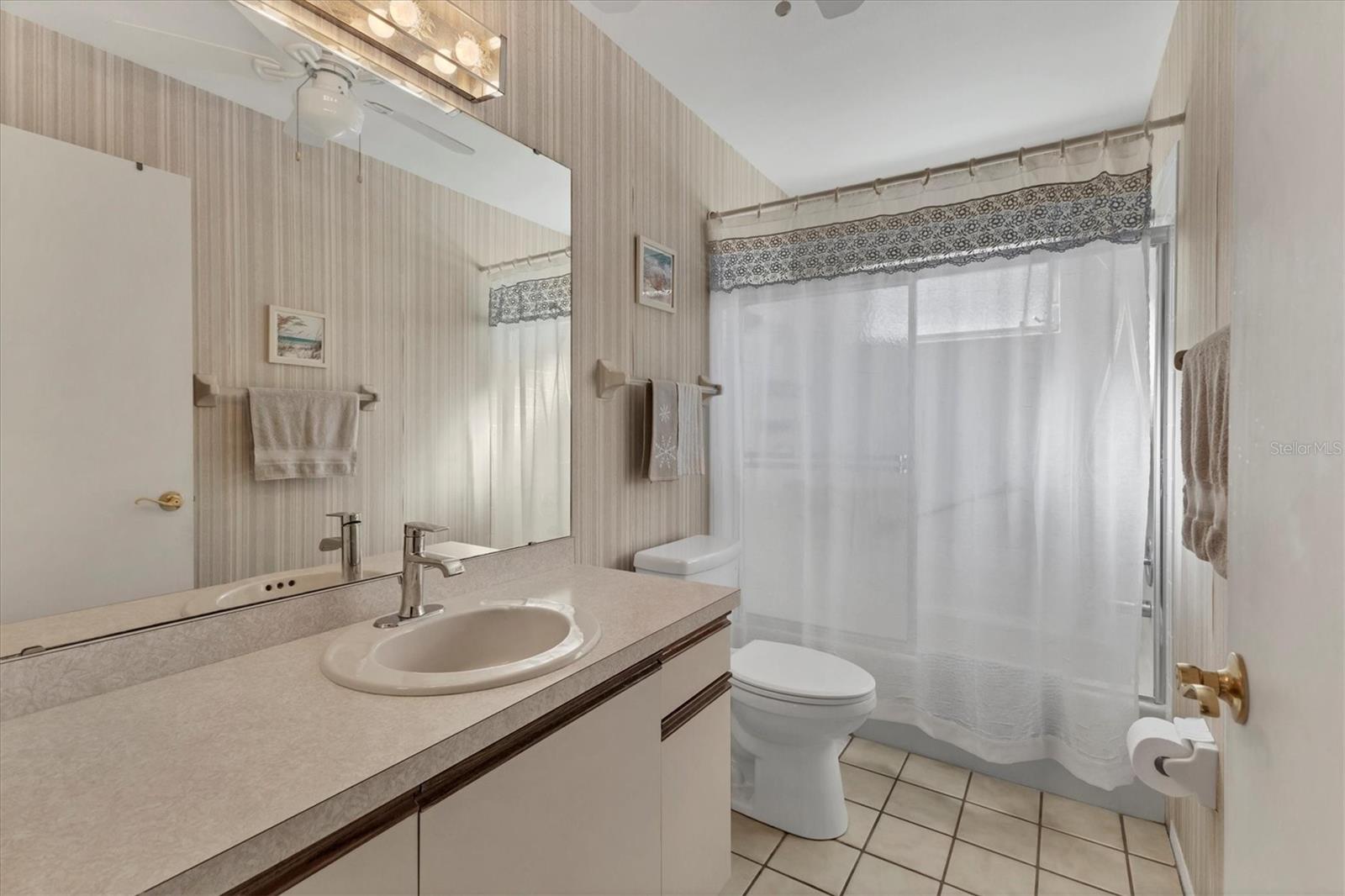 FOXWOOD - Residential