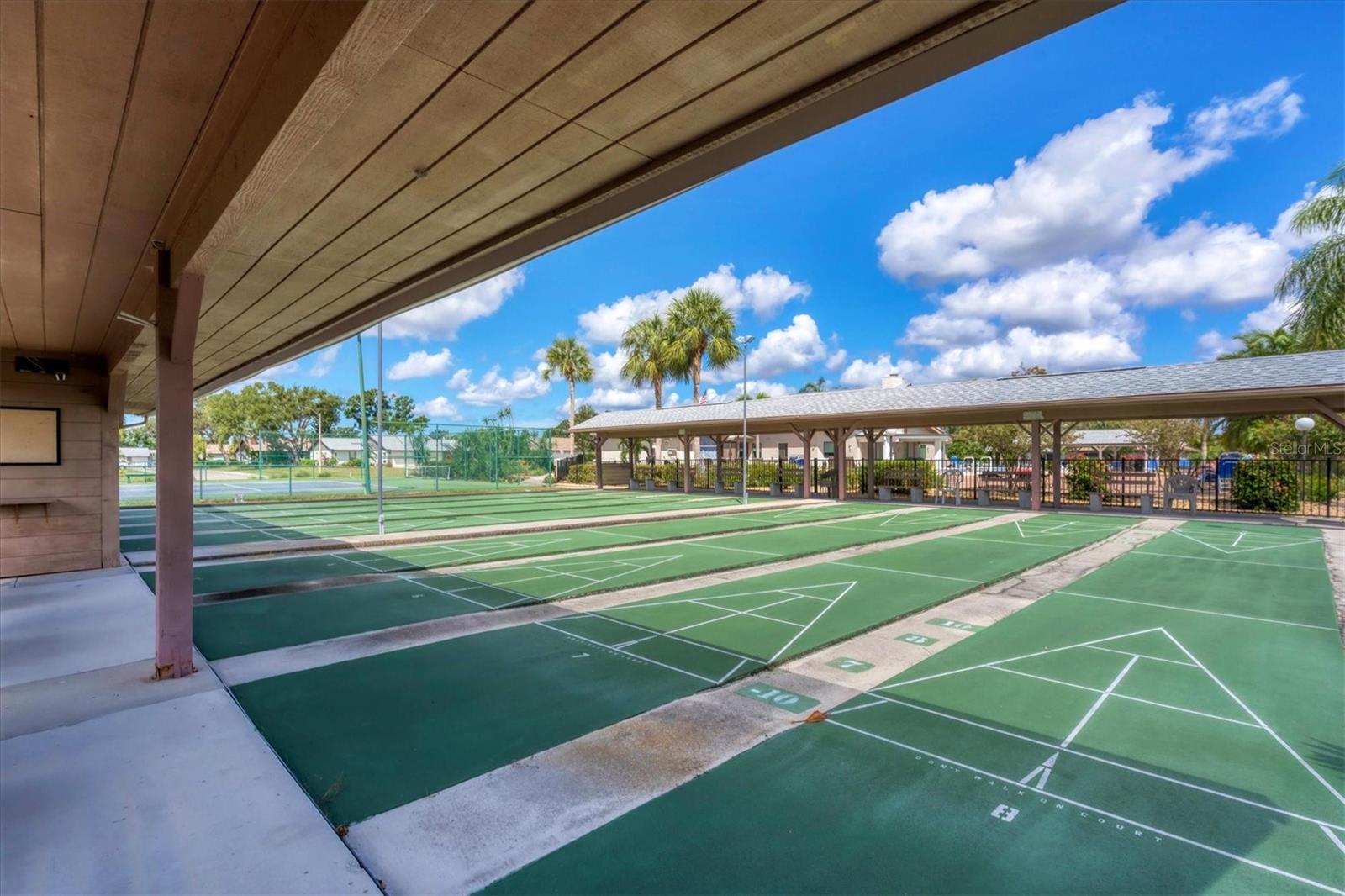 FOXWOOD - Residential