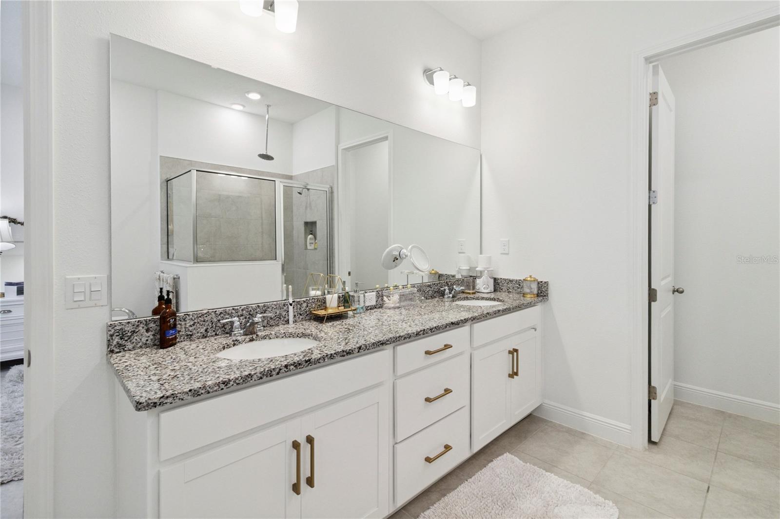 BELLA COLLINA WEST SUB - Residential