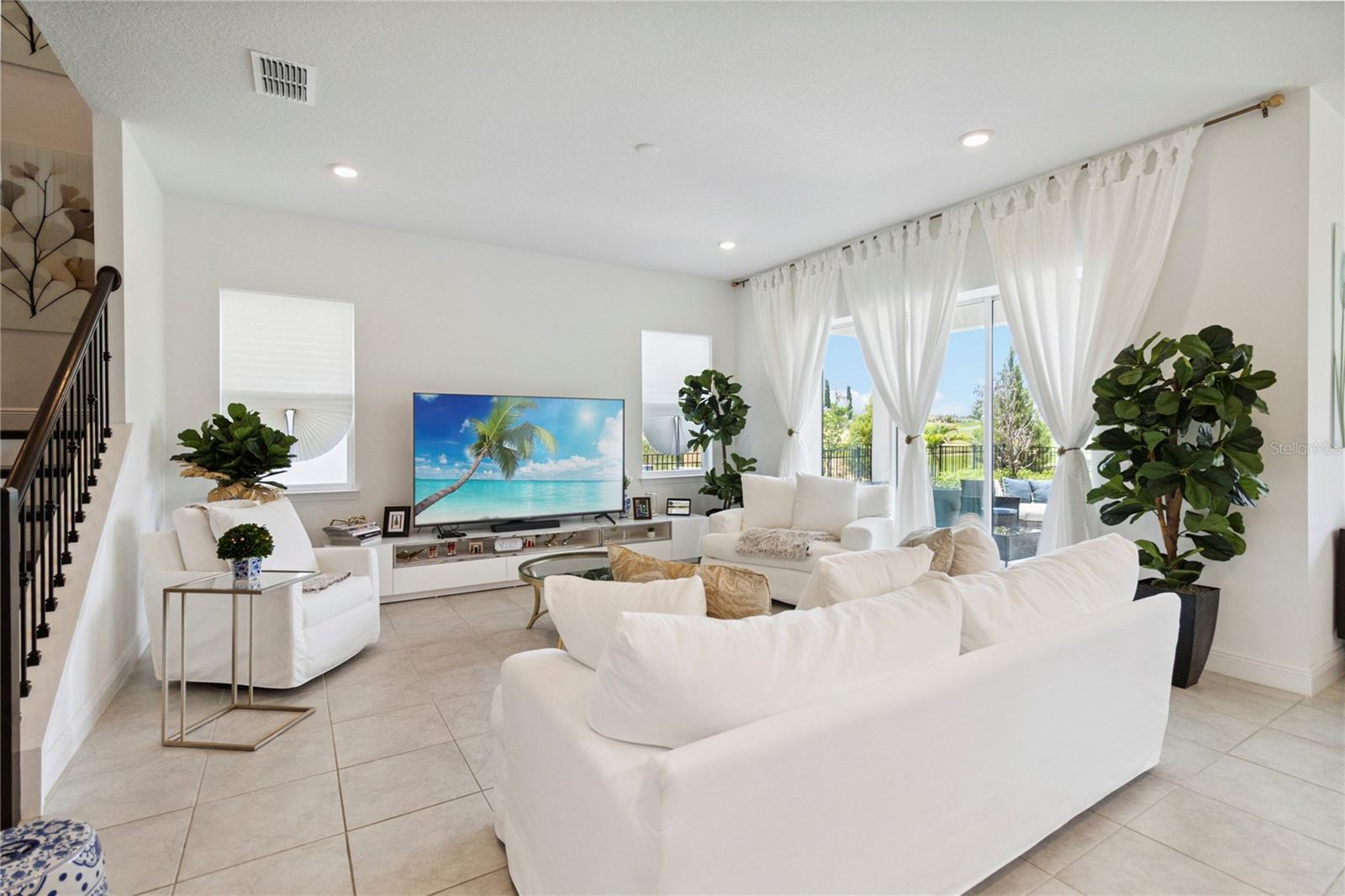 BELLA COLLINA WEST SUB - Residential