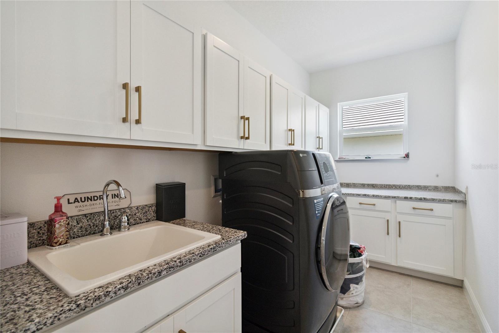 BELLA COLLINA WEST SUB - Residential