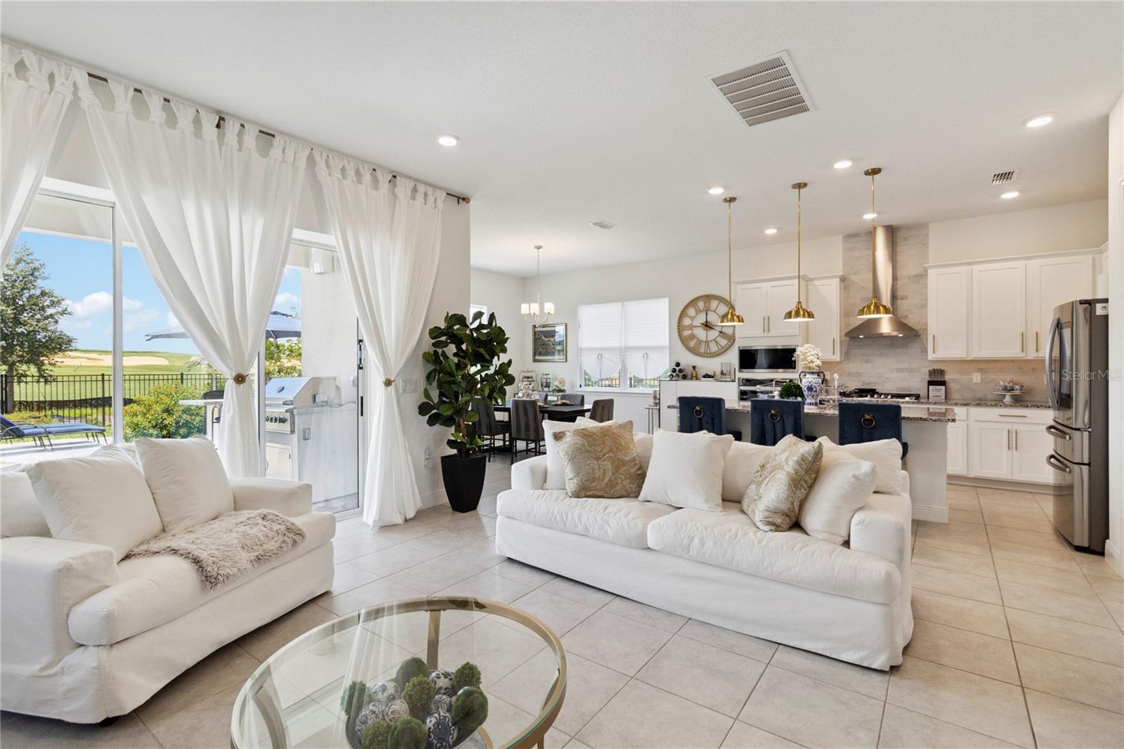 BELLA COLLINA WEST SUB - Residential