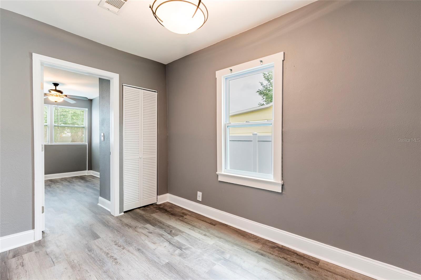 EDGEWATER PARK - Residential