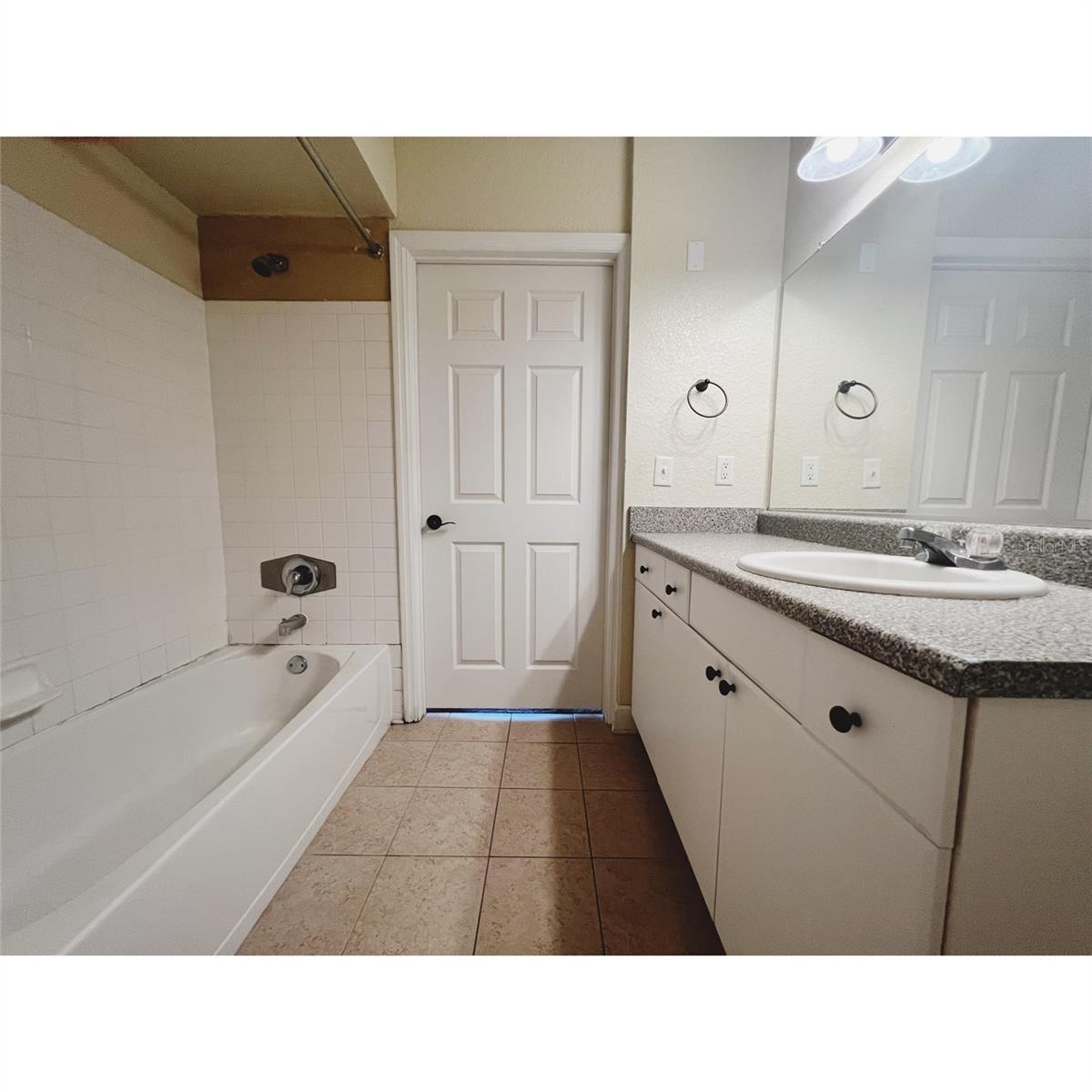 GRANDE DOWNTOWN ORLANDO - Residential