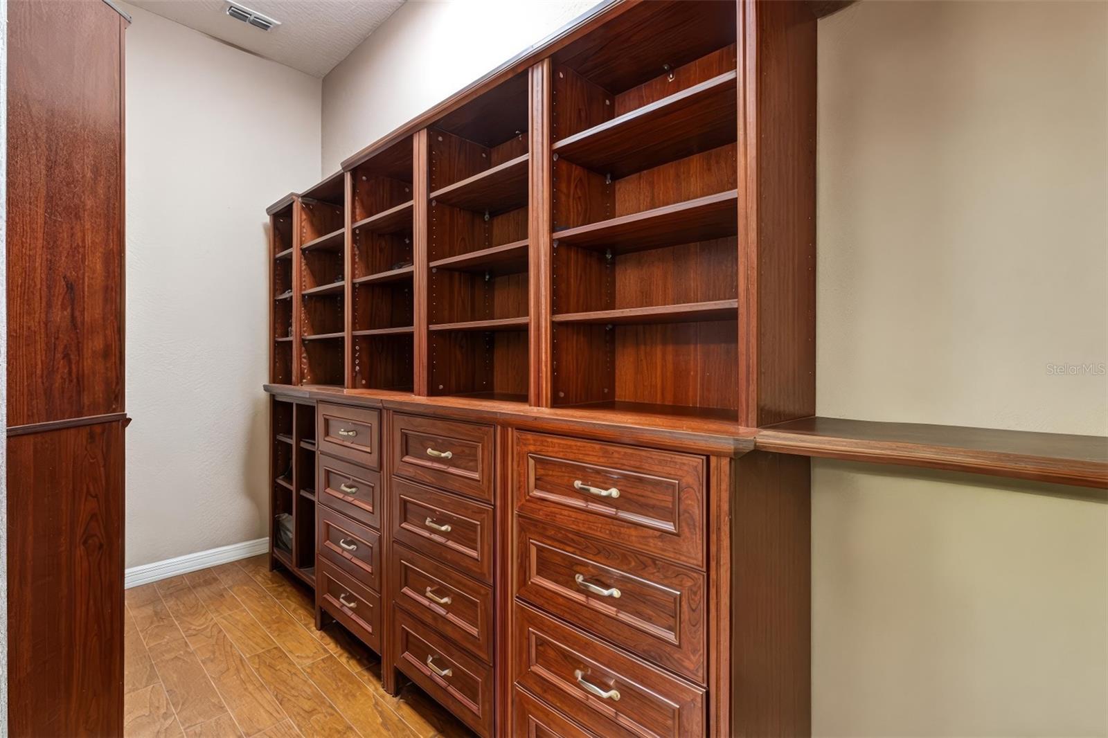 STONECREST - Residential