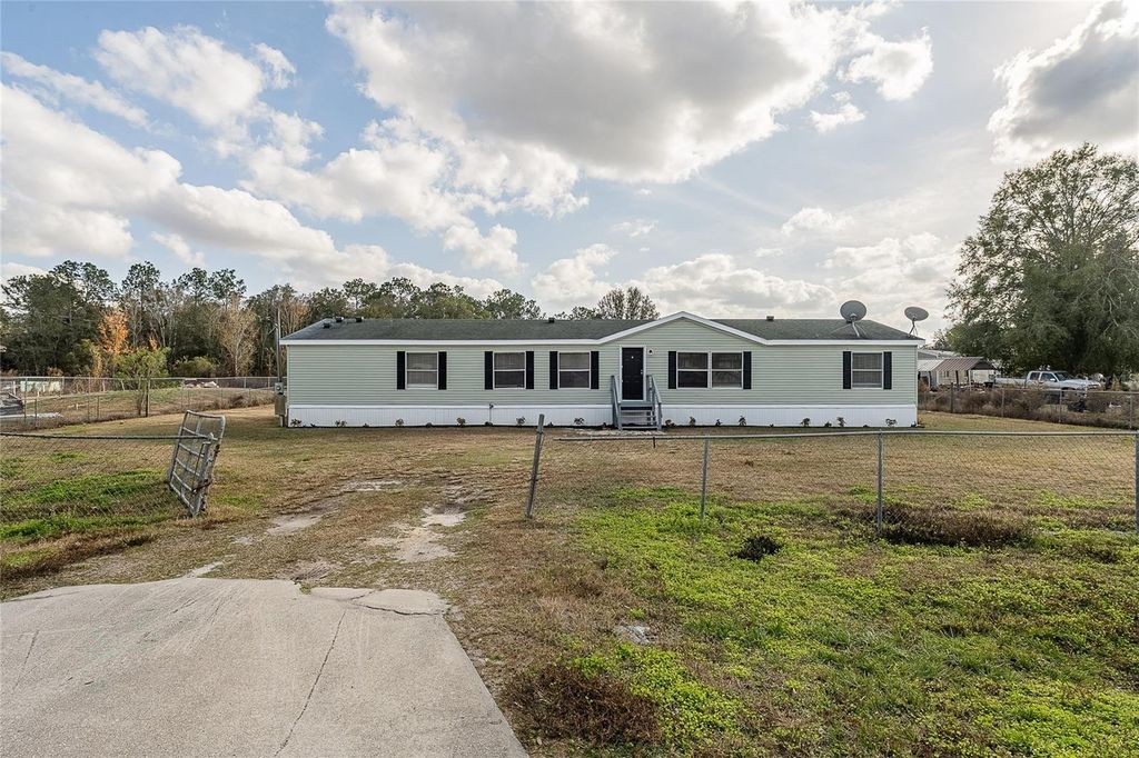Photo of 952 Saddlewood Boulevard, Lakeland, FL 33809 (MLS # L4958344)
