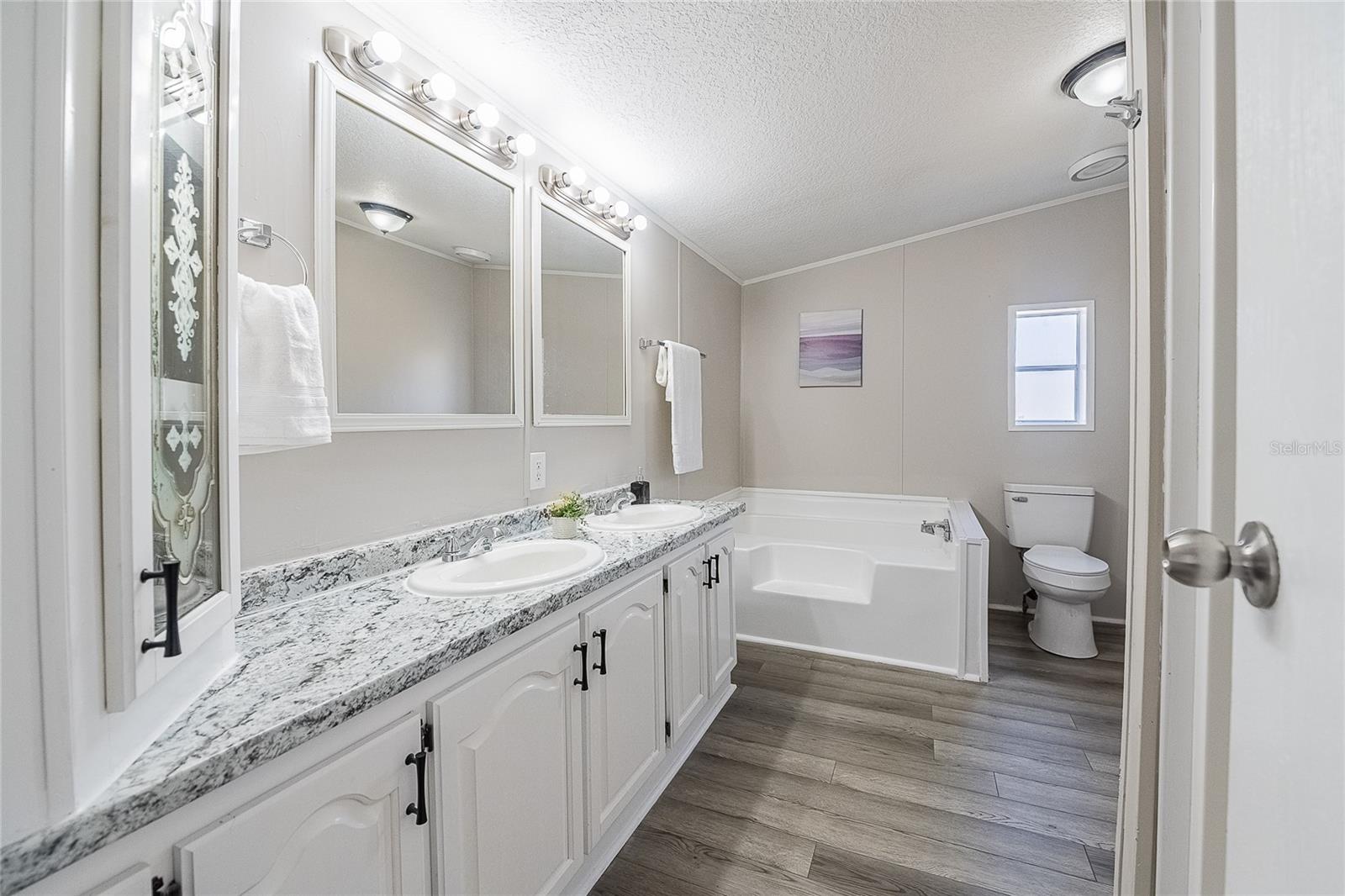 SADDLEWOOD ESTATES - Residential