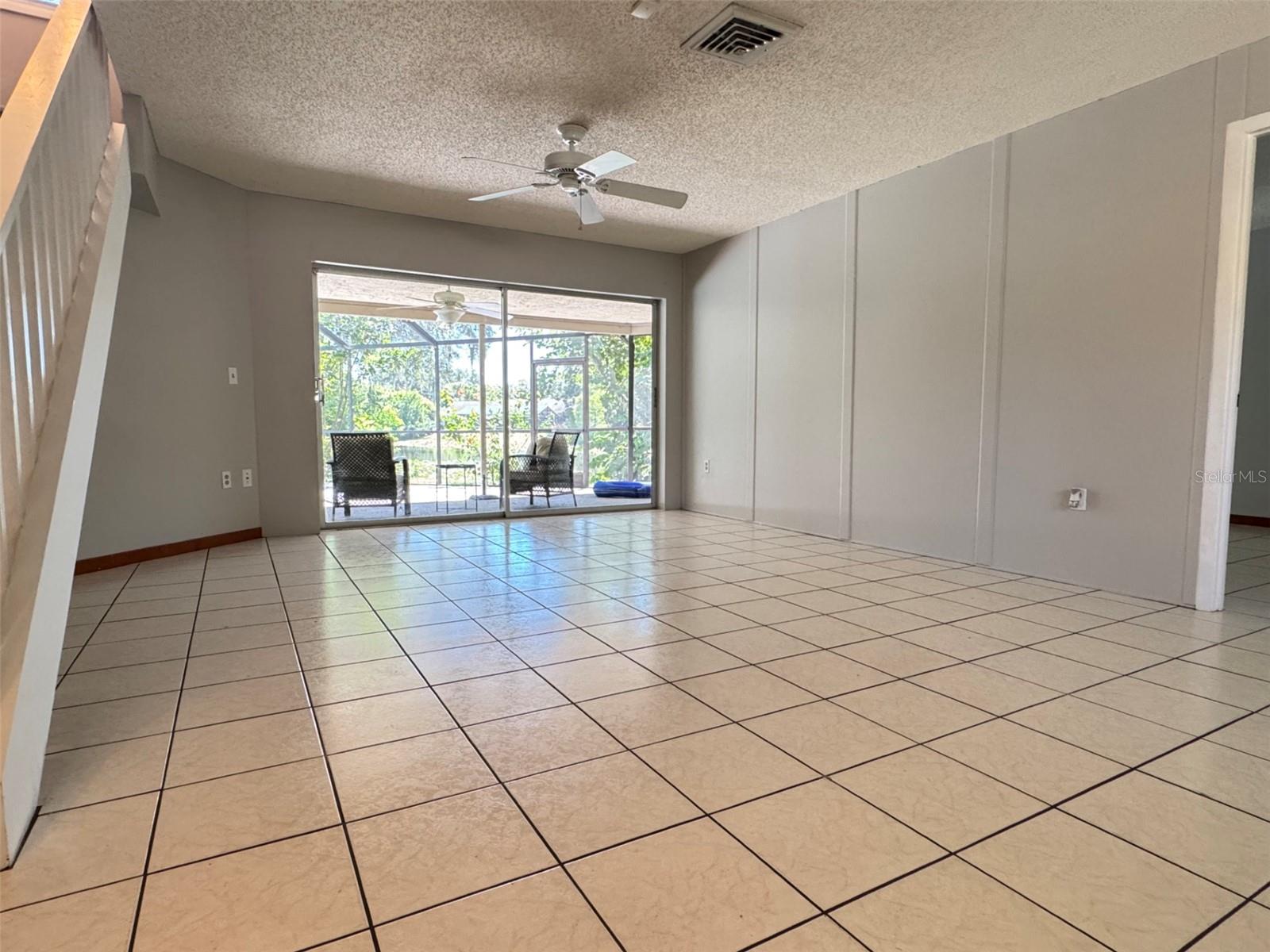 4256 KING RICHARD LANE